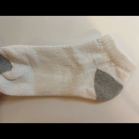 Beverly Hills Polo Club Boys 8 pair Low Cut Socks - Picture 7 of 10